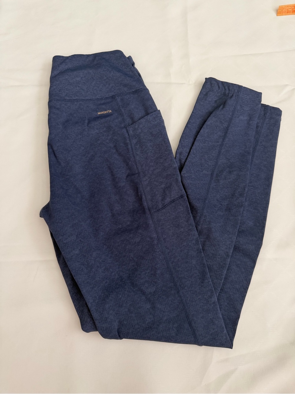 Mondetta Black Leggings with Gold Logo XS